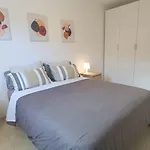 I Apartment *